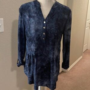 Women’s Established 1962 Textured Tie Dye Blouse Size Medium